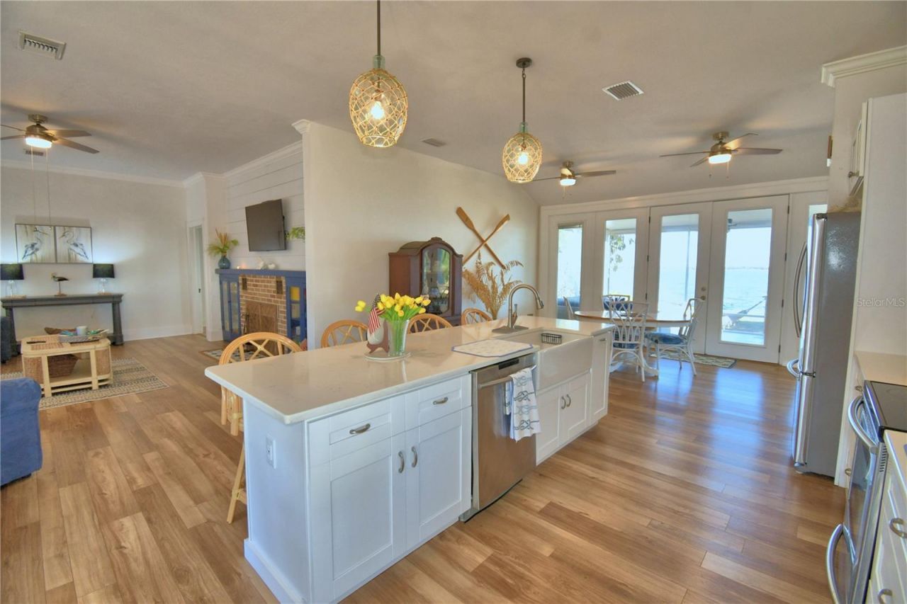 1173 S Lake Reedy Boulevard, Frostproof, FL 33843 Photo