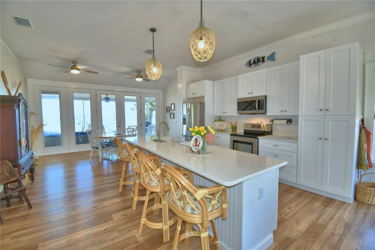 1173 S Lake Reedy Boulevard, Frostproof, FL 33843 Photo