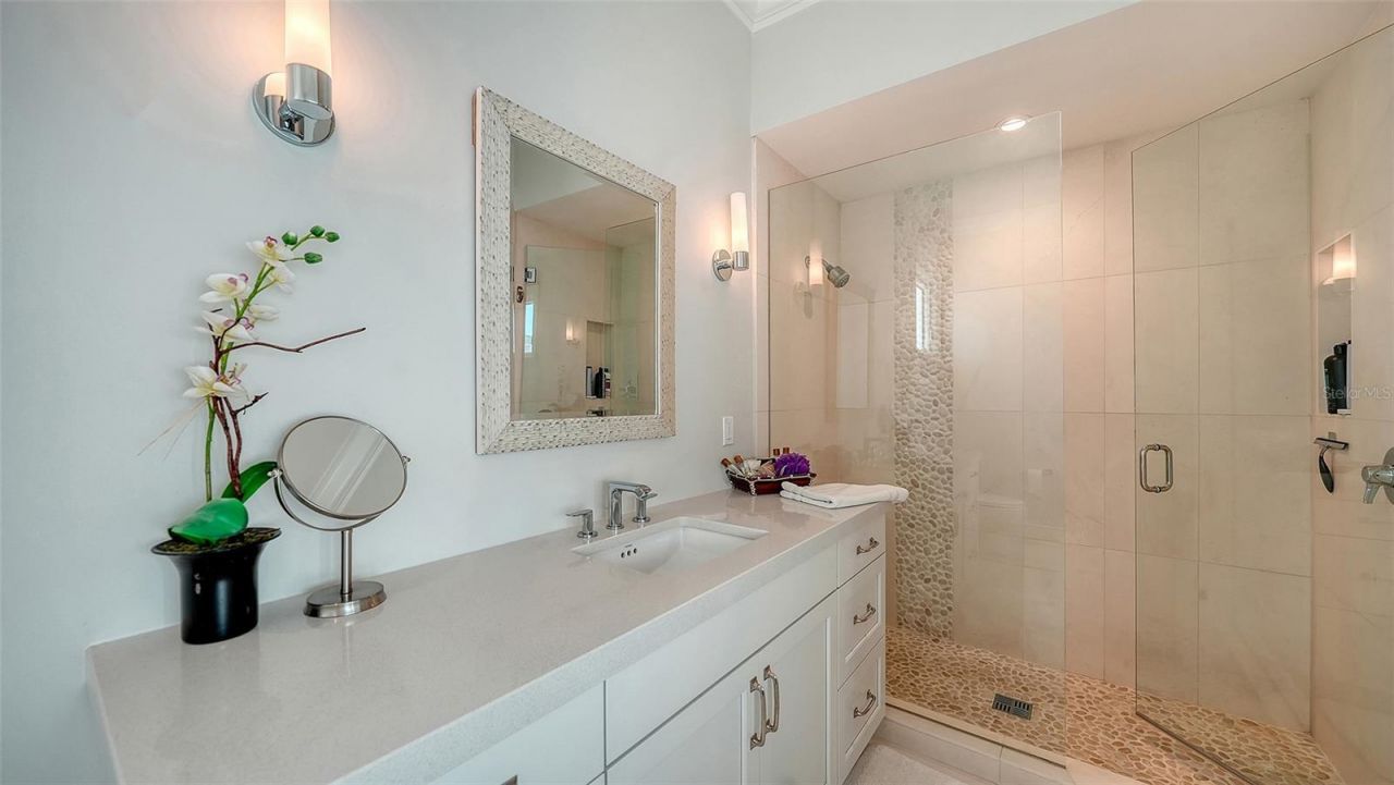 119 N Warbler Lane, Sarasota, FL 34236 Photo