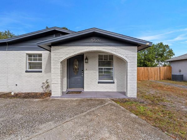 4220 E POWHATAN AVENUE, TAMPA, FL 33610