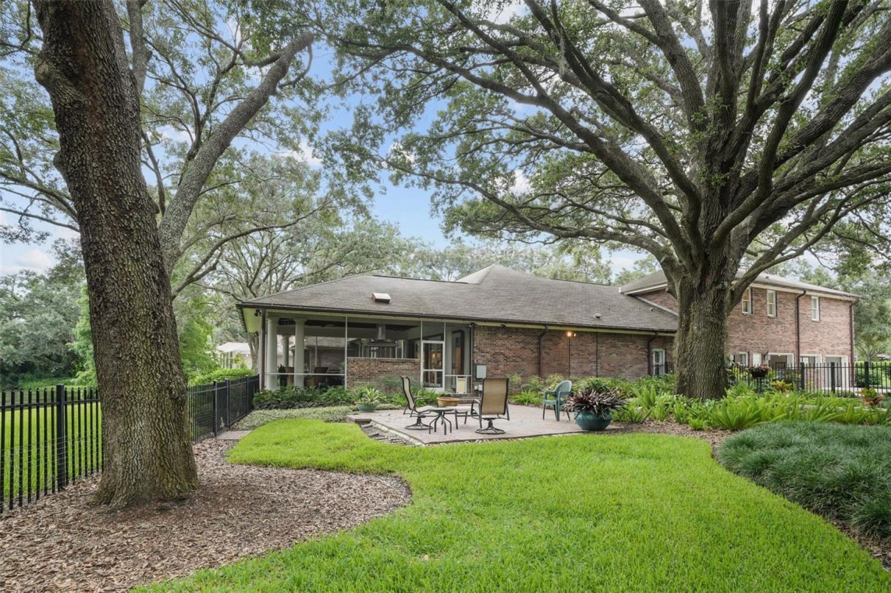 16203 Villarreal De Avila, Tampa, FL 33613 Photo