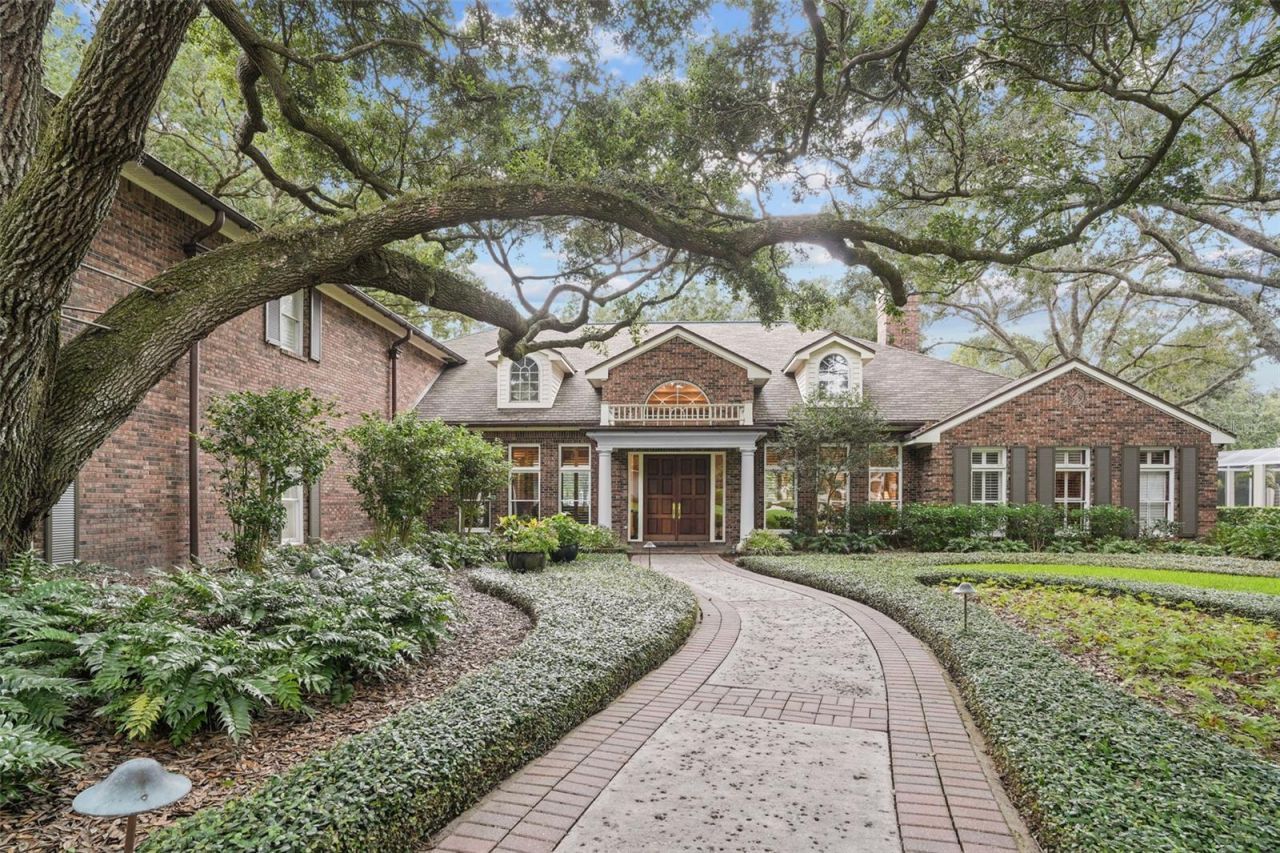 16203 Villarreal De Avila, Tampa, FL 33613 Photo