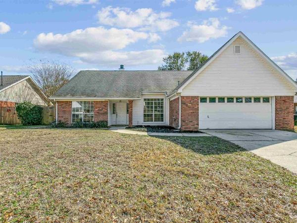 4028 Leesway Cir, Pensacola, FL 32504