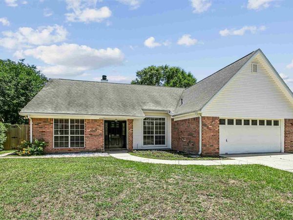4028 Leesway Cir, Pensacola, FL 32504