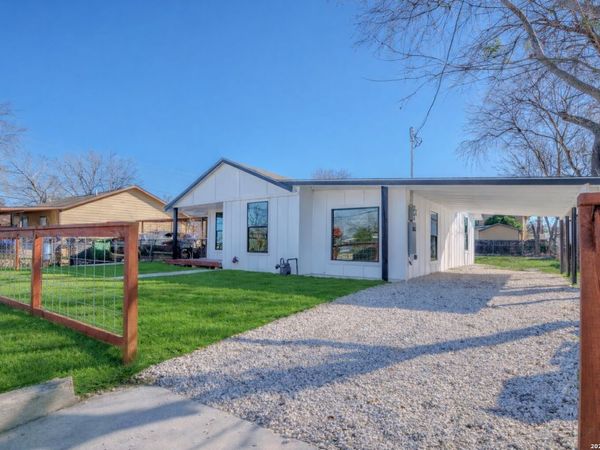 3206 La Rosa, San Antonio, TX 78211