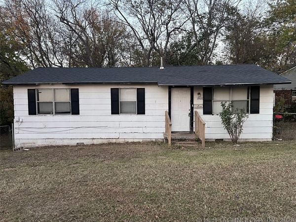 1901 W 46th Street, Tulsa, OK 74107
