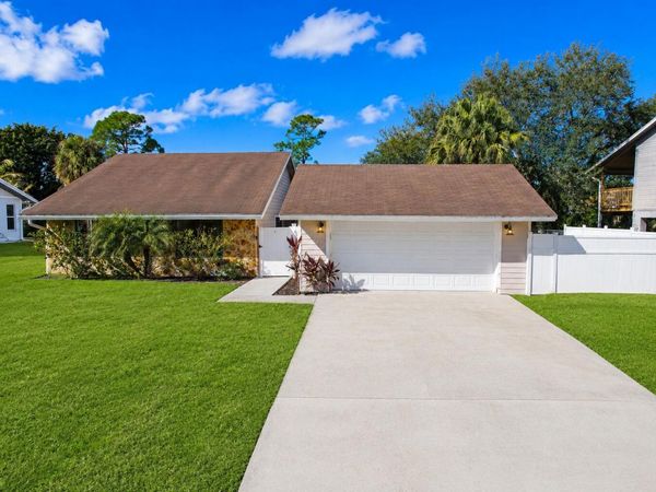 8074 SE River Lane, Stuart, FL 34997
