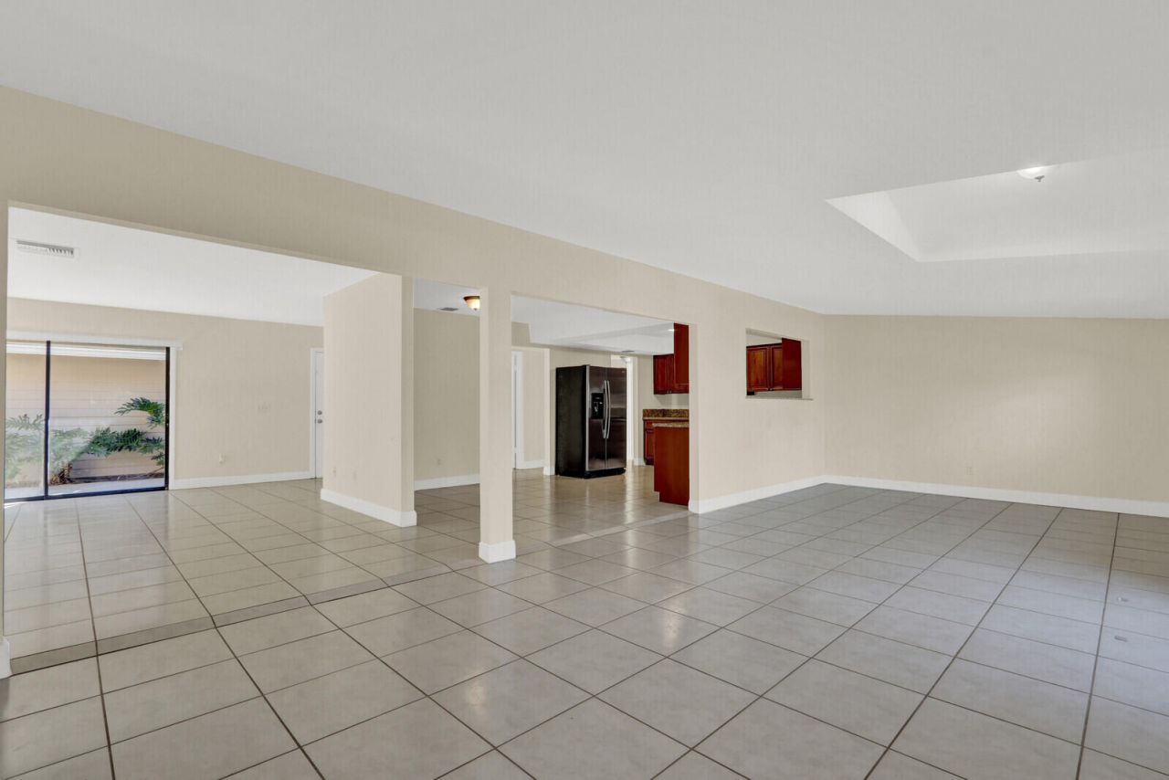 8074 SE River Lane, Stuart, FL 34997 Photo