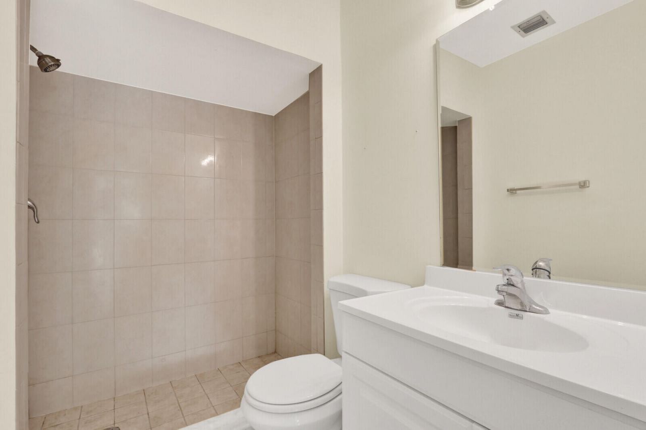 8074 SE River Lane, Stuart, FL 34997 Photo