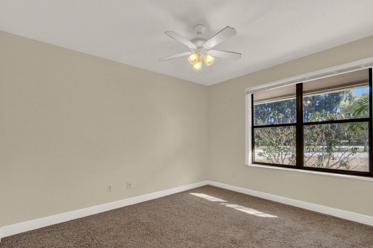 8074 SE River Lane, Stuart, FL 34997 Photo