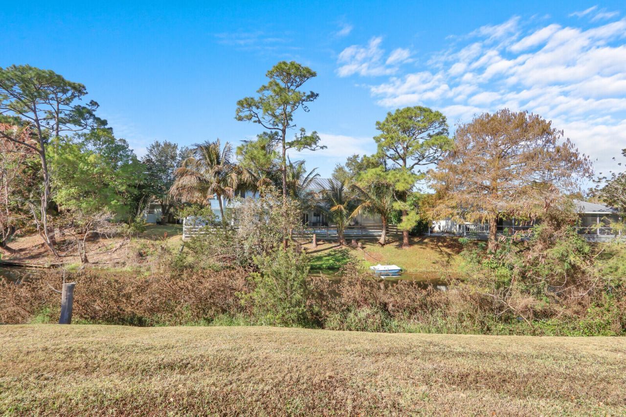 8074 SE River Lane, Stuart, FL 34997 Photo