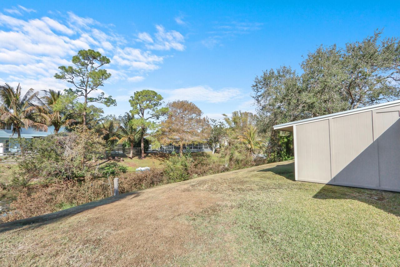 8074 SE River Lane, Stuart, FL 34997 Photo