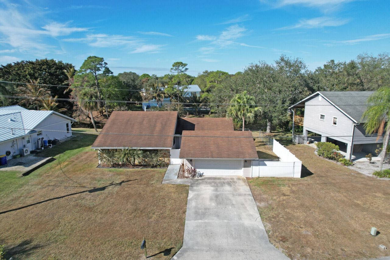 8074 SE River Lane, Stuart, FL 34997 Photo