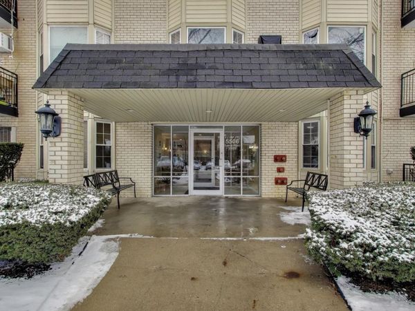 5506 Lincoln Avenue, Unit A521, Morton Grove, IL 60053