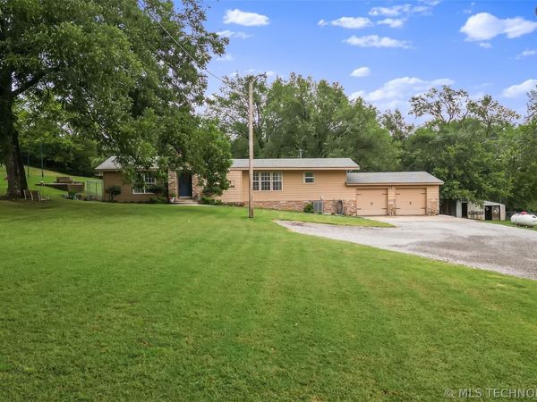 17995 S 4160 Road, Claremore, OK 74017