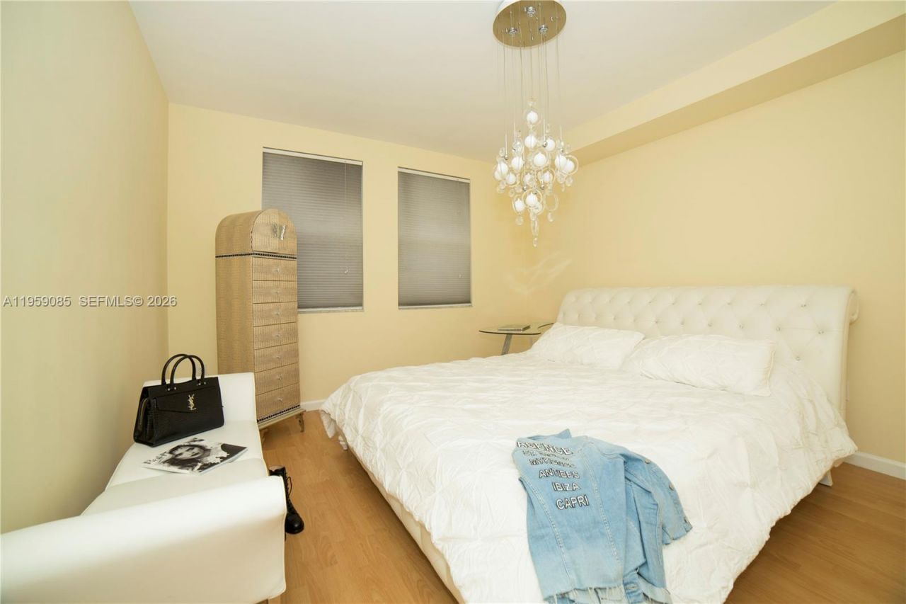 17150 N Bay Rd, Unit 2920, Sunny Isles Beach, FL 33160 Photo