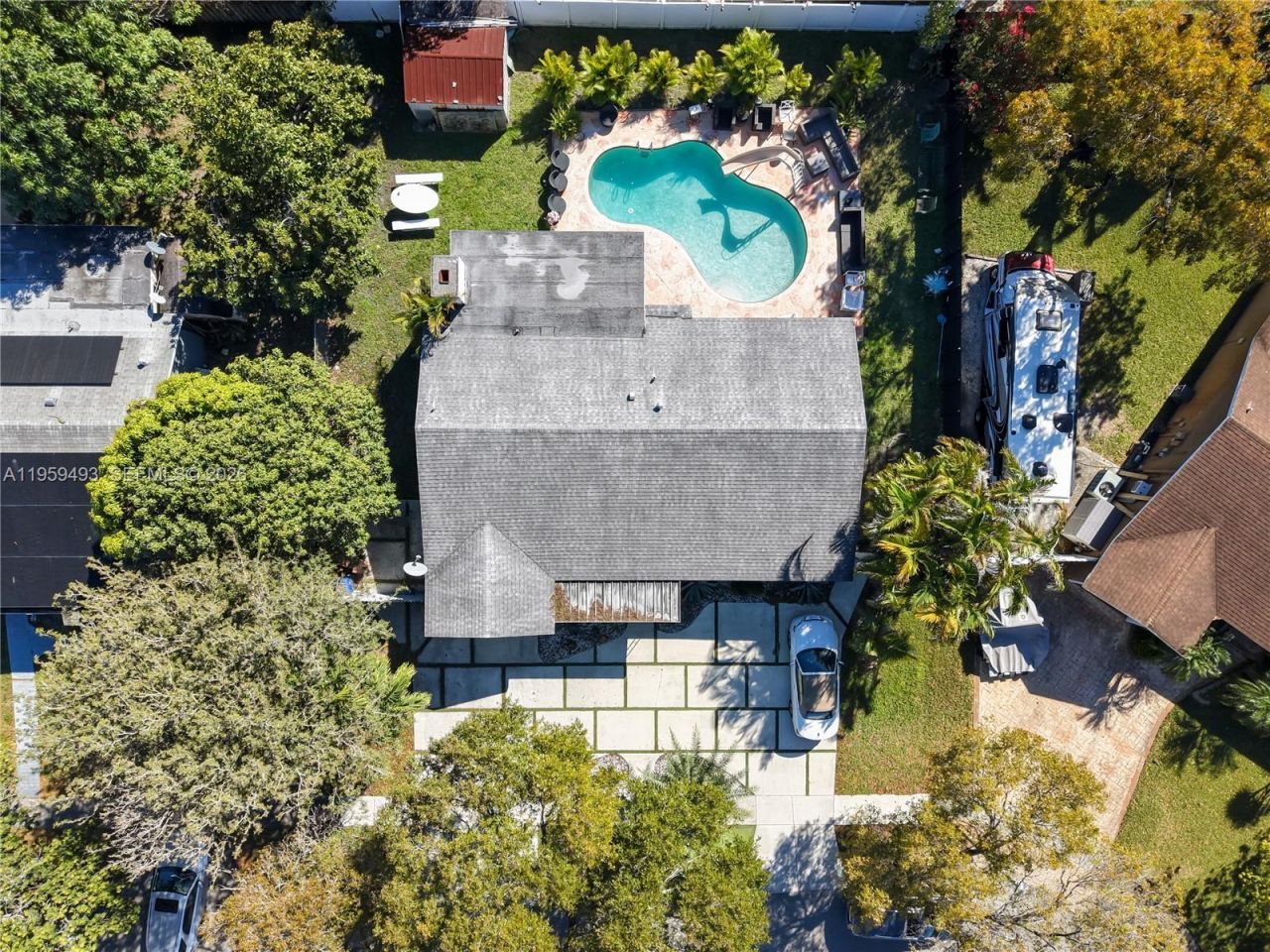 9710 NW 10th St , Pembroke Pines, FL 33024 Photo