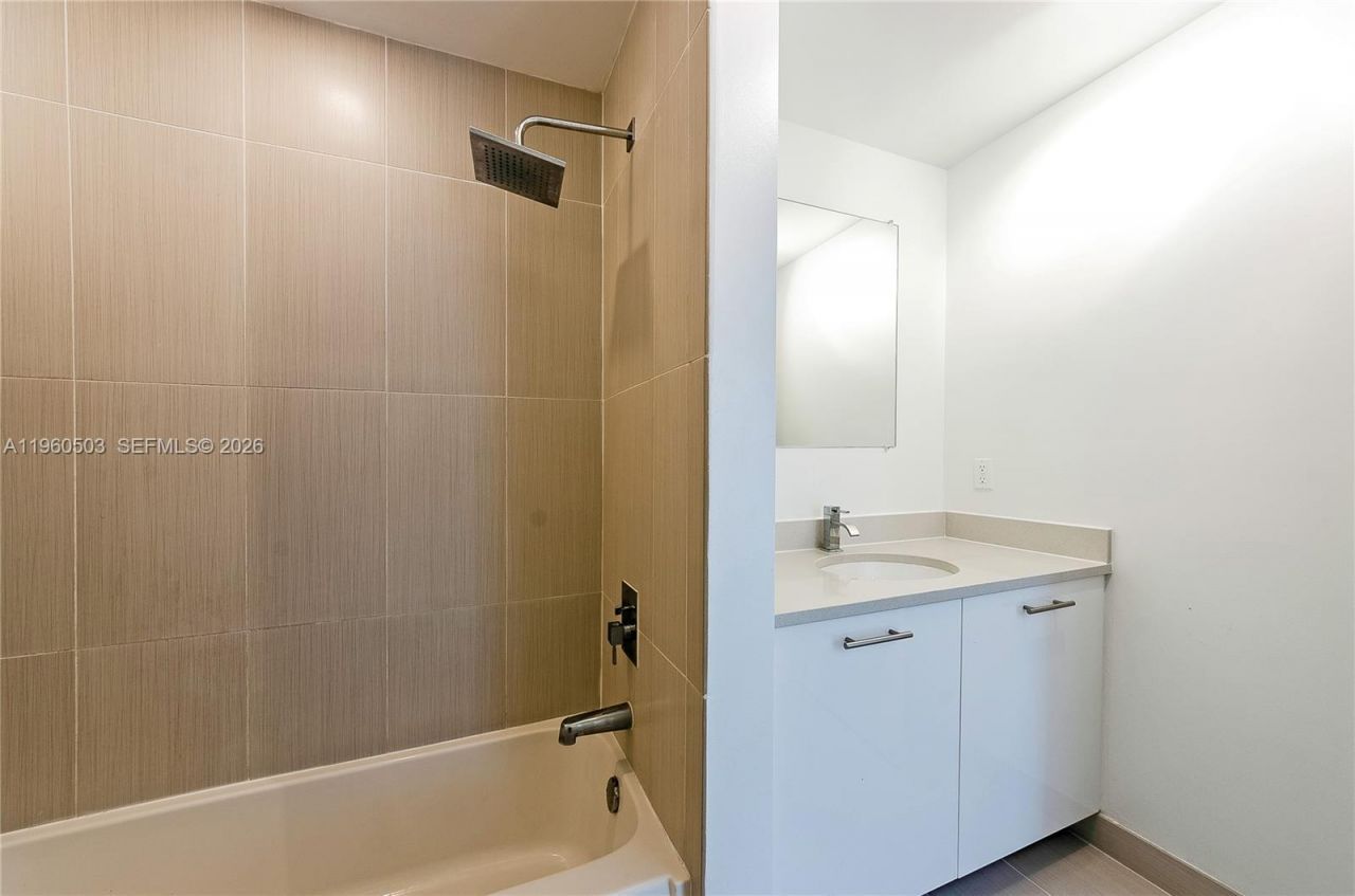 3250 NE 1st Ave, Unit 1102, Miami, FL 33137 Photo