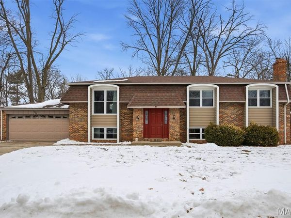 221 Jubaka Drive, Fairview Heights, IL 62208