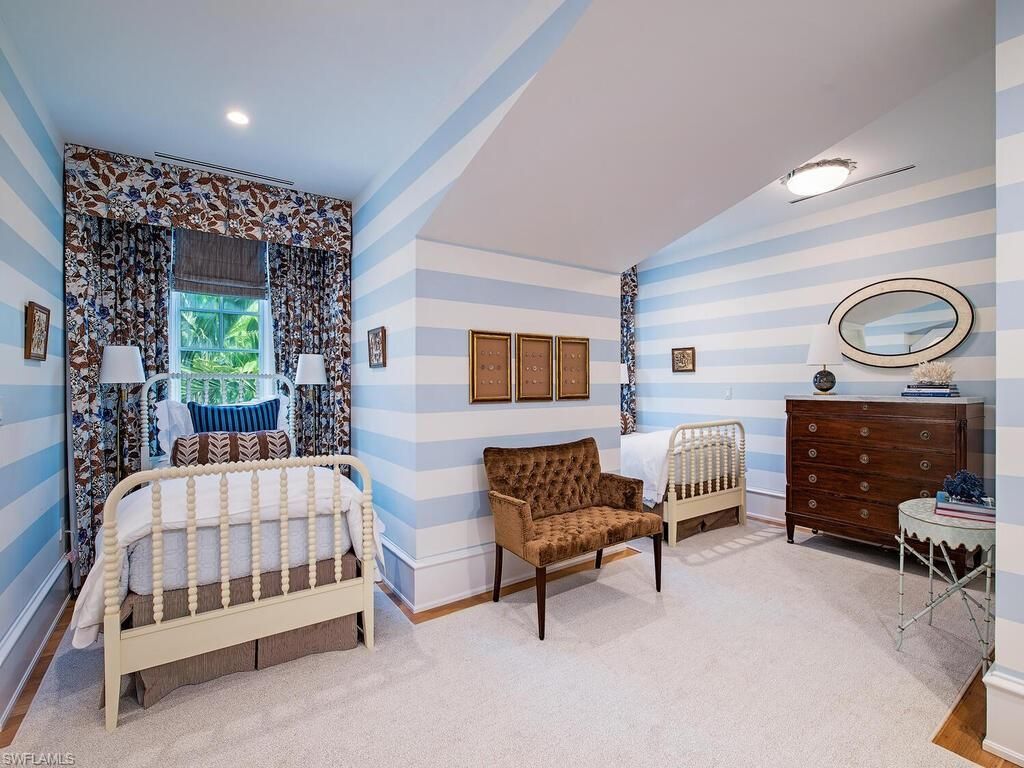 1963 Gulf Shore Blvd S, Naples, FL 34102 Photo