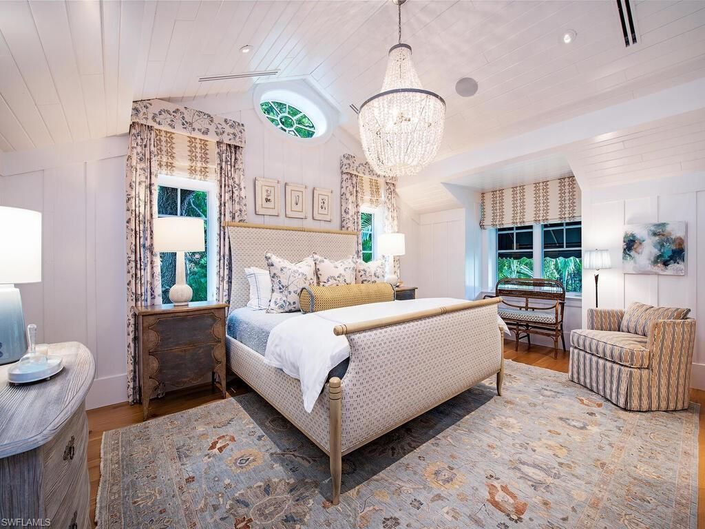 1963 Gulf Shore Blvd S, Naples, FL 34102 Photo