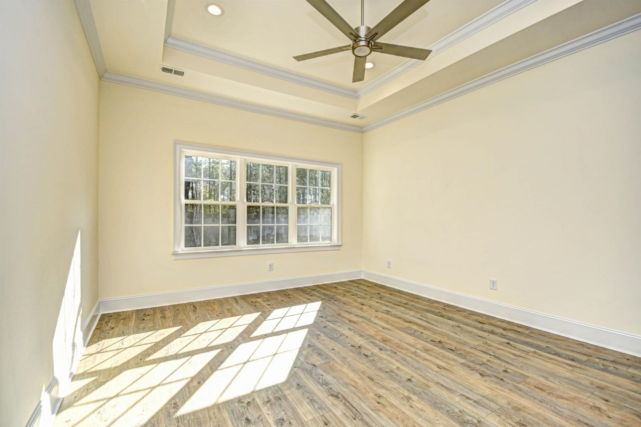 269 Waterfall Circle Photo 13