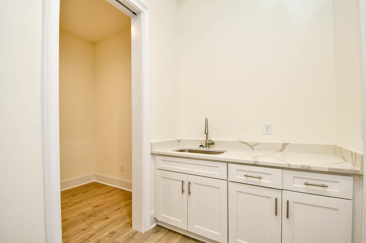 269 Waterfall Circle Photo 25