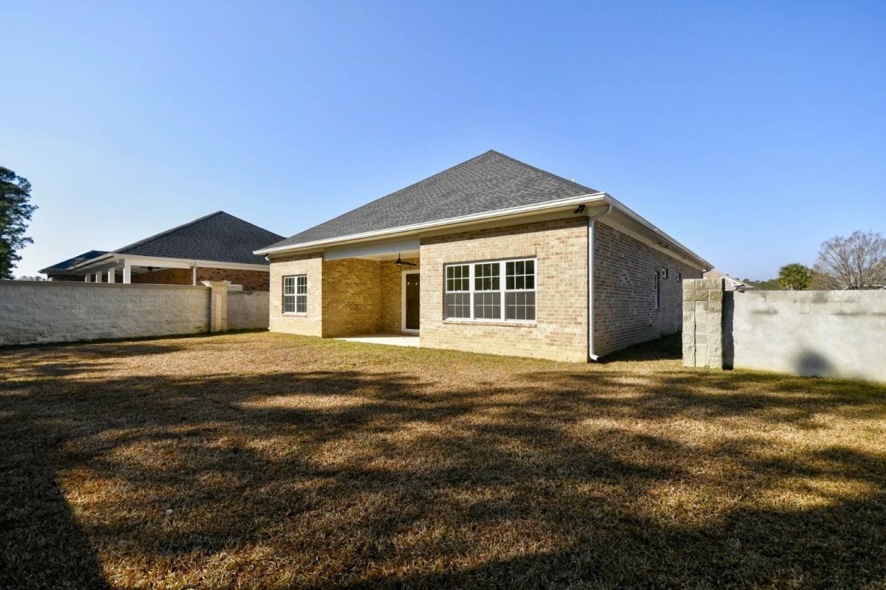 269 Waterfall Circle Photo 31