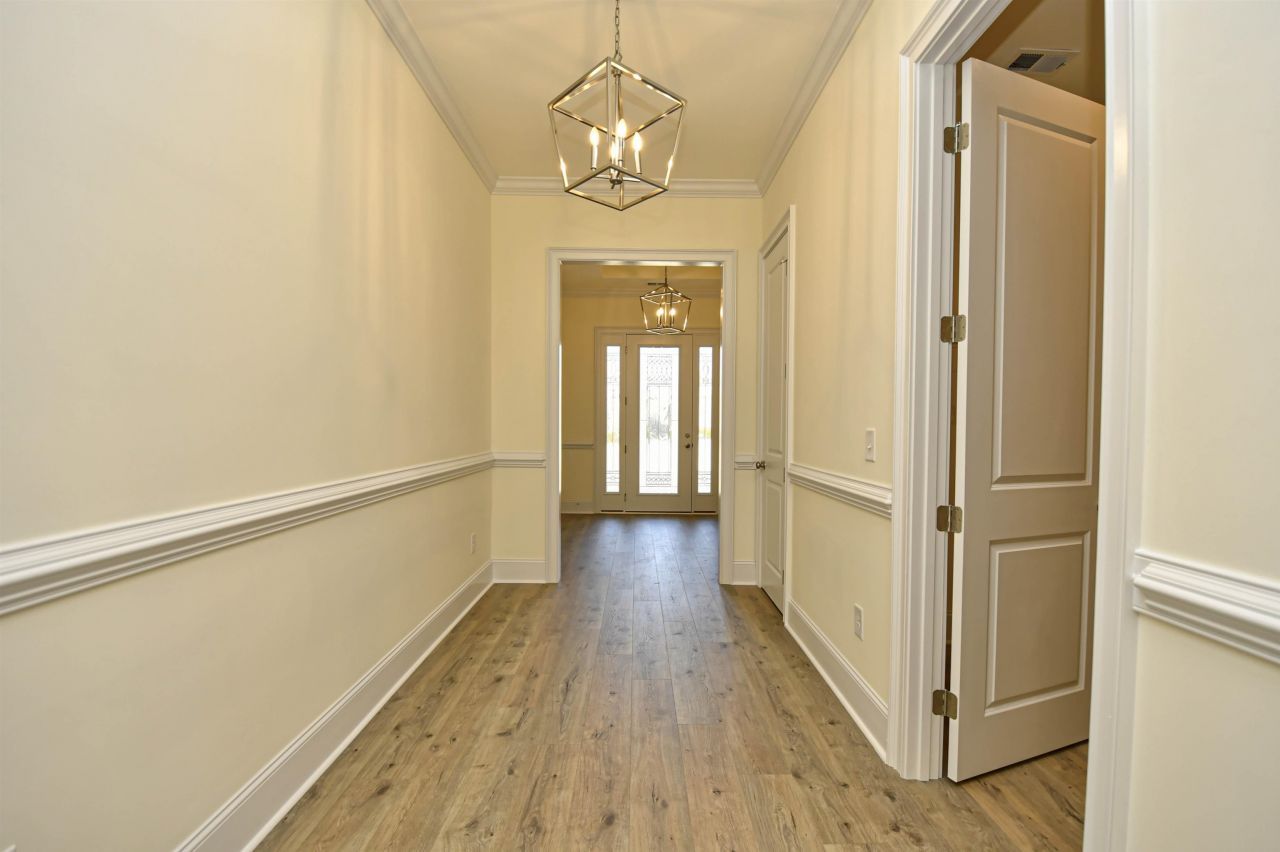 269 Waterfall Circle Photo 4