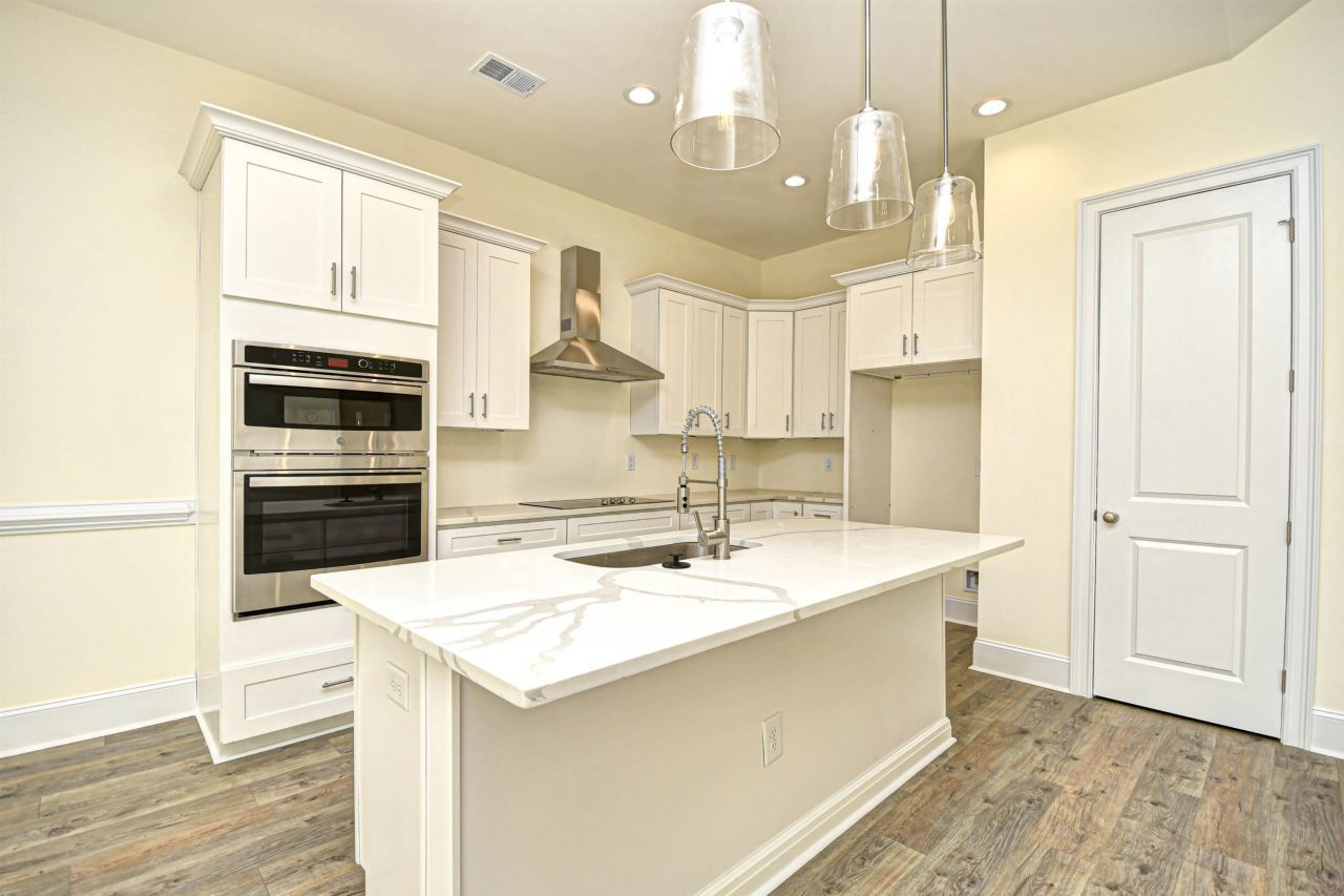 269 Waterfall Circle Photo 9