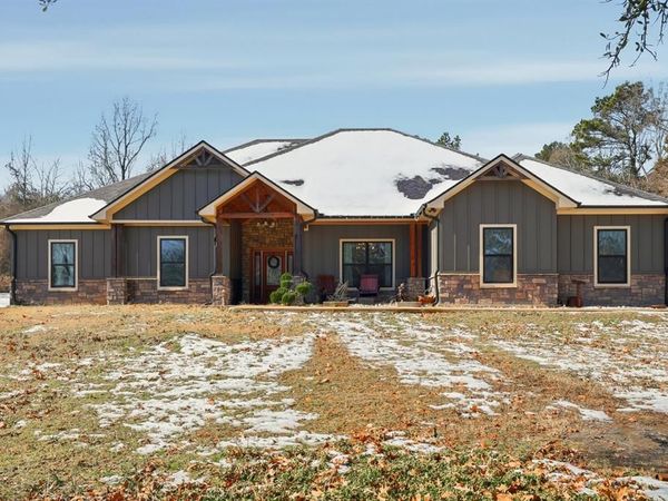 847 Calloway Road , Marshall, TX 75670
