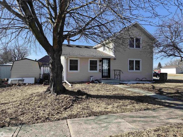 433 Main Street, Grinnell, IA 50112