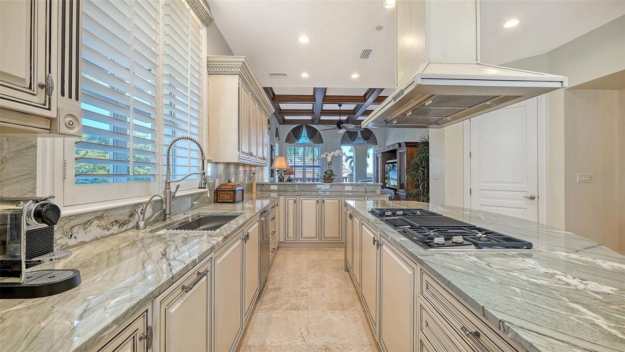 4127 Gulf Of Mexico Drive, Unit N102, Longboat Key, FL 34228 Photo