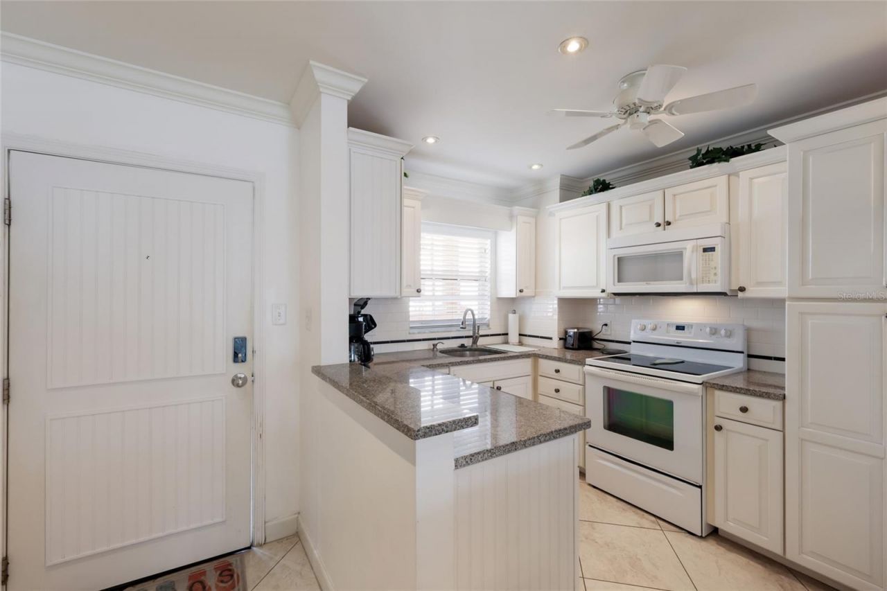 5968 Midnight Pass Road, Unit 158, Sarasota, FL 34242 Photo