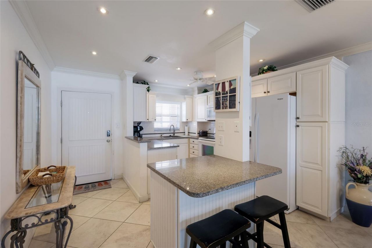 5968 Midnight Pass Road, Unit 158, Sarasota, FL 34242 Photo