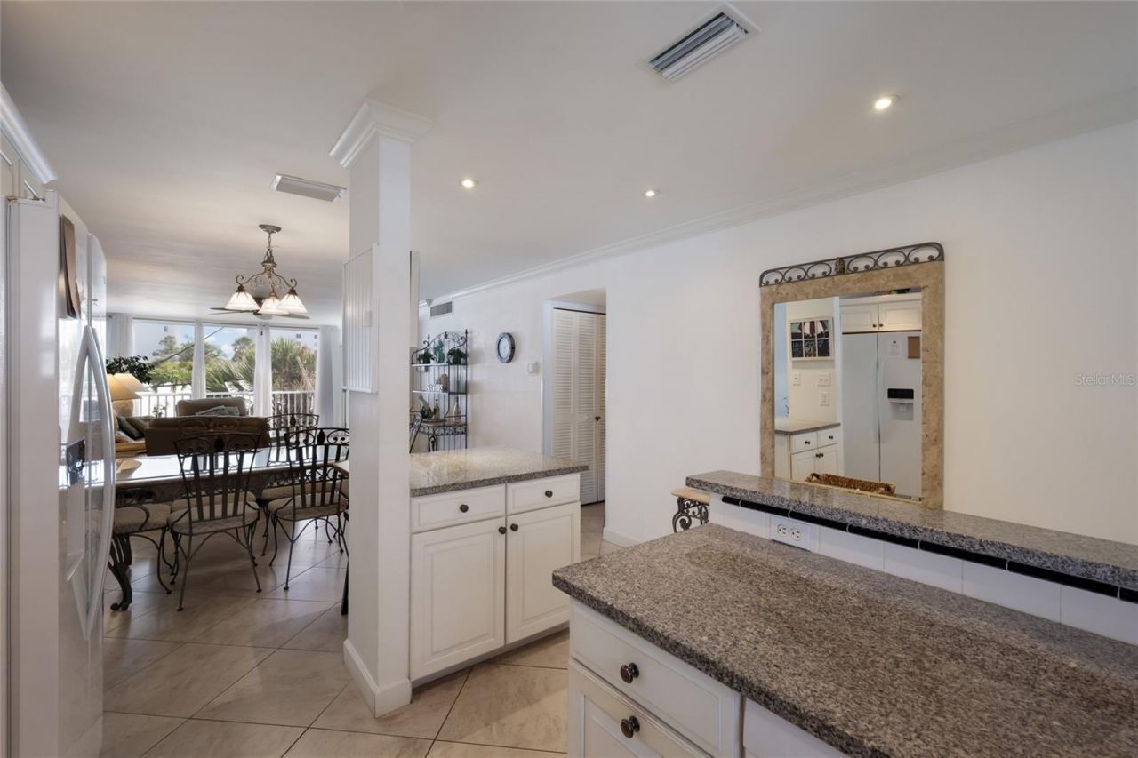 5968 Midnight Pass Road, Unit 158, Sarasota, FL 34242 Photo