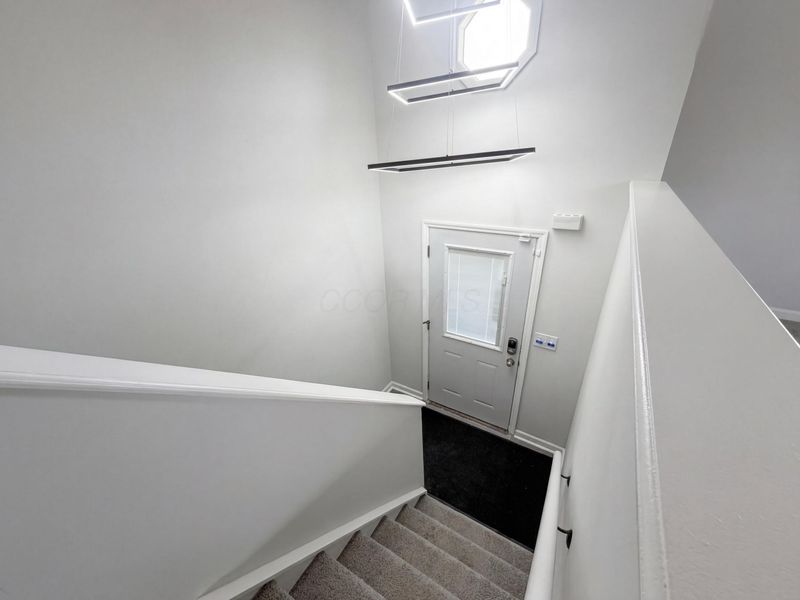 5691 Matuka Drive, Columbus, OH 43232 Photo 12