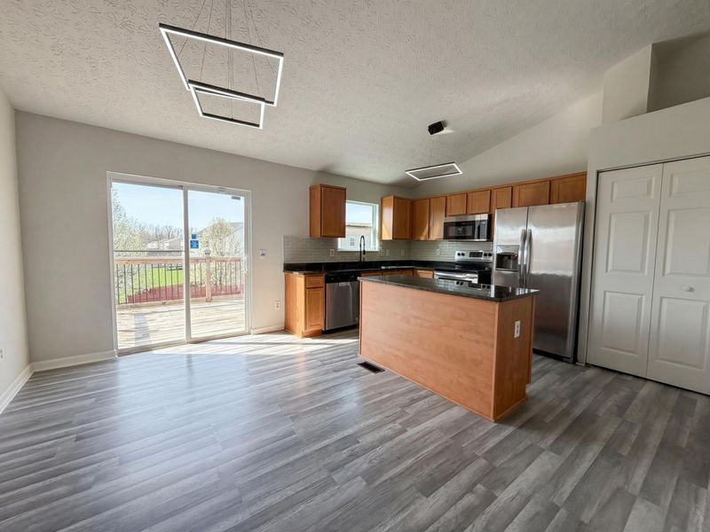 5691 Matuka Drive, Columbus, OH 43232 Photo 13