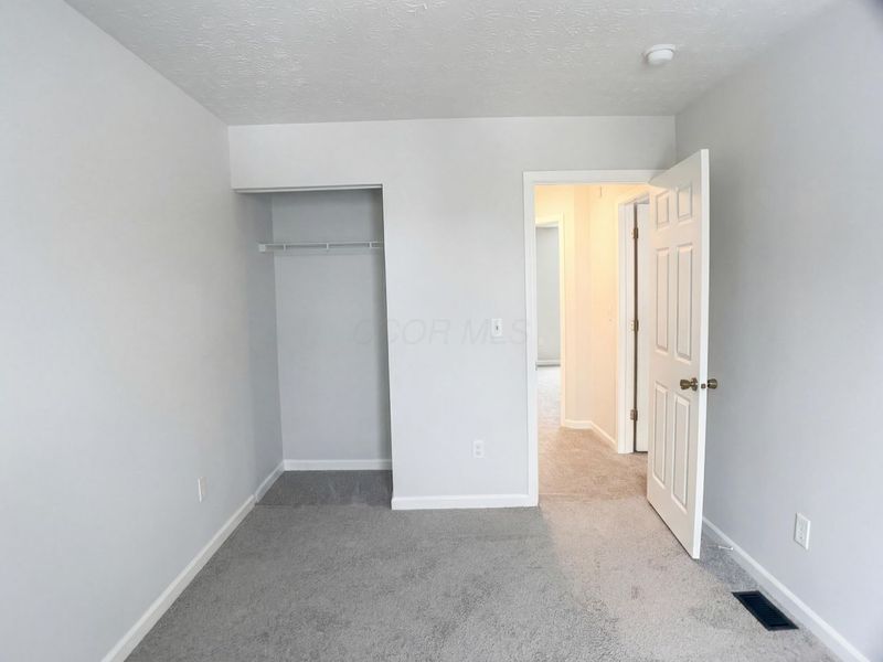 5691 Matuka Drive, Columbus, OH 43232 Photo 17