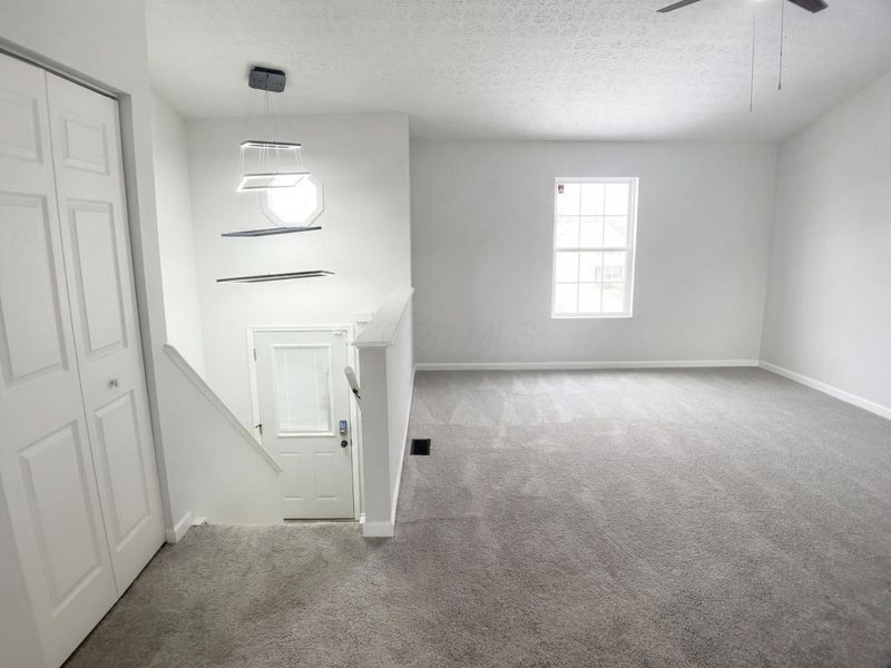 5691 Matuka Drive, Columbus, OH 43232 Photo 3