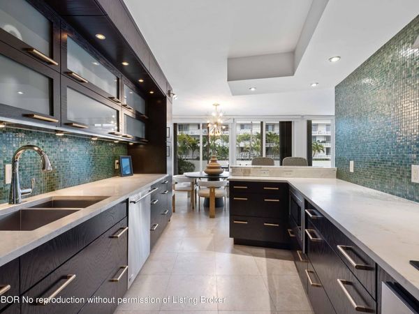 130 Sunrise Avenue, Unit 201, Palm Beach, FL 33480