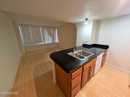 450 N Arlington Avenue, Unit 502, Reno, NV 89503 Photo