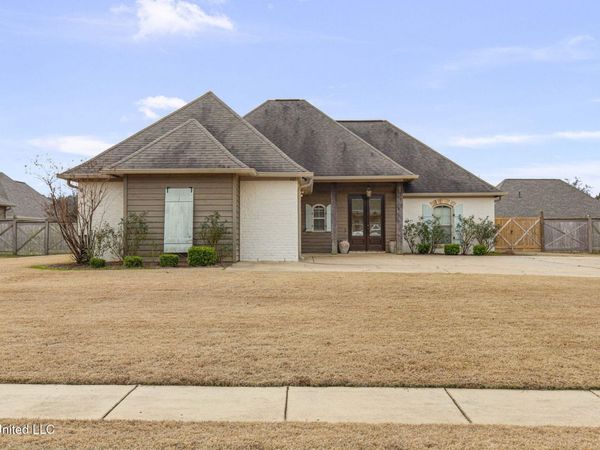 602 Belle Oak Lane, Brandon, MS 39042