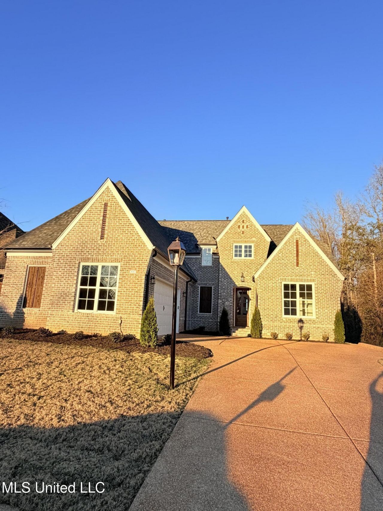 4338 S Bolivar Trail, Olive Branch, MS 38654 Main Photo