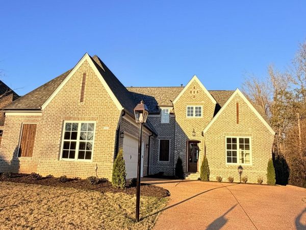 4338 S Bolivar Trail, Olive Branch, MS 38654