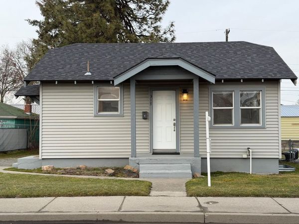 317 E WELLESLEY Ave, Spokane, WA 99207