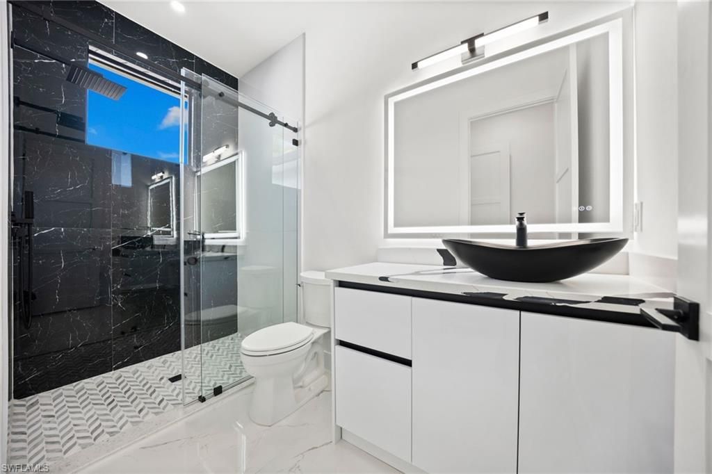 135 7th St N, Naples, FL 34102 Photo