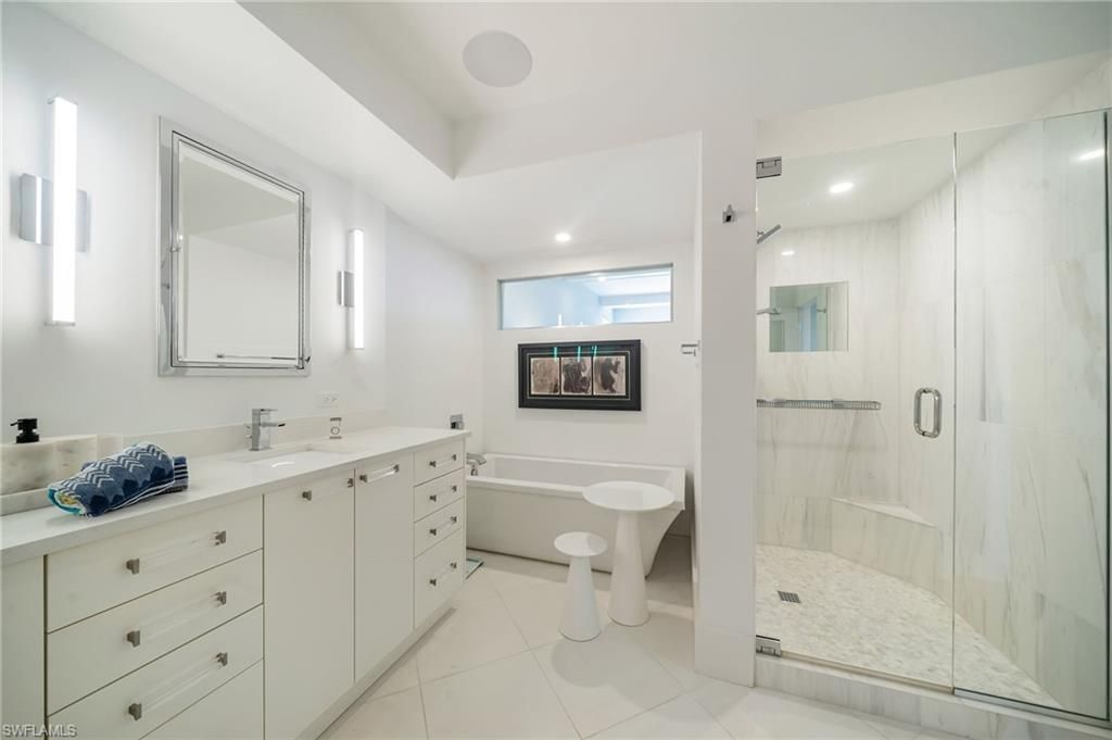 4051 Gulf Shore Blvd N, Unit 1406, Naples, FL 34103 Photo