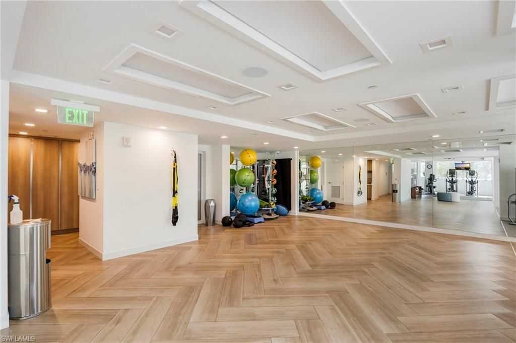 4051 Gulf Shore Blvd N, Unit 1406, Naples, FL 34103 Photo