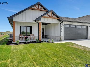 9422 S 87th Street, Lincoln, NE 68526